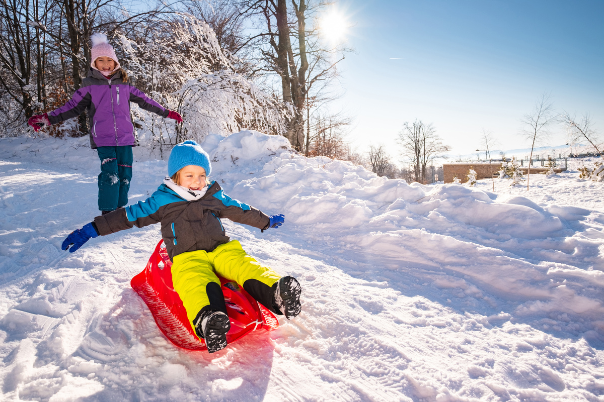 Kids on snow